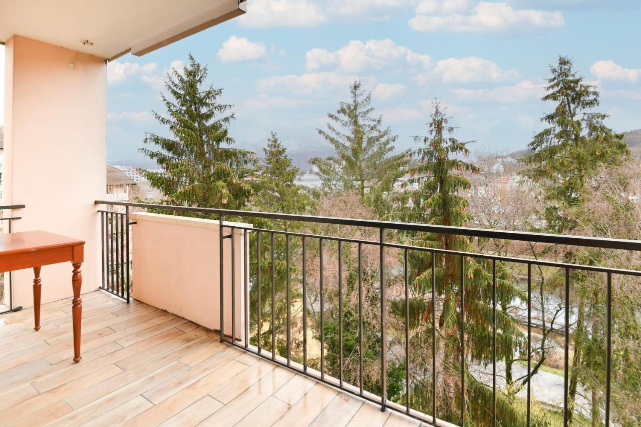 Nice Apartment With Balcony Very Close To The City Center Annecy Exteriér fotografie