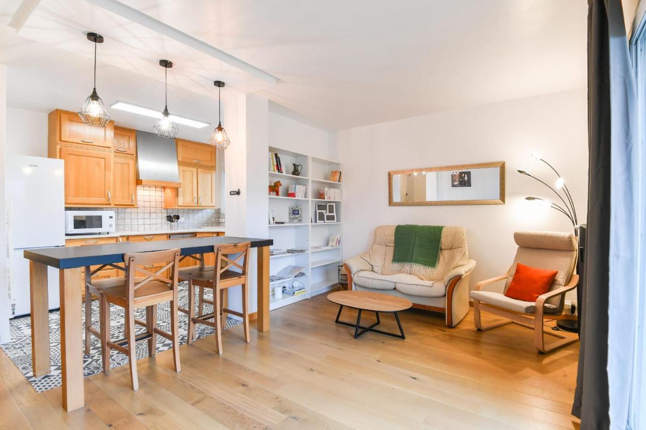Nice Apartment With Balcony Very Close To The City Center Annecy Exteriér fotografie