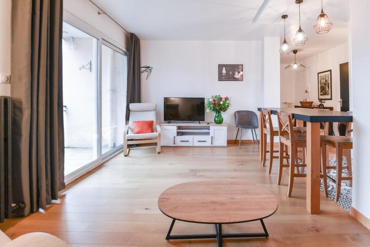 Nice Apartment With Balcony Very Close To The City Center Annecy Exteriér fotografie