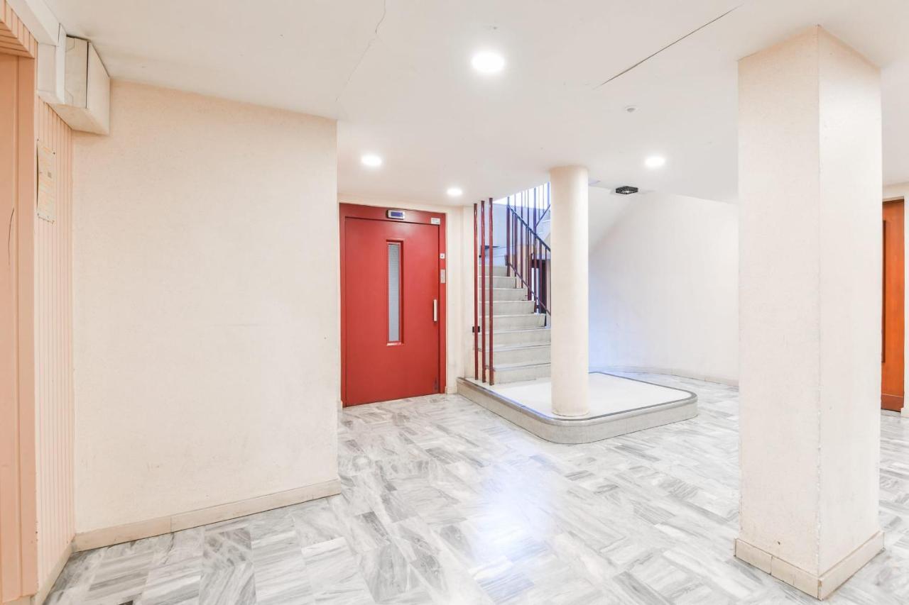 Nice Apartment With Balcony Very Close To The City Center Annecy Exteriér fotografie