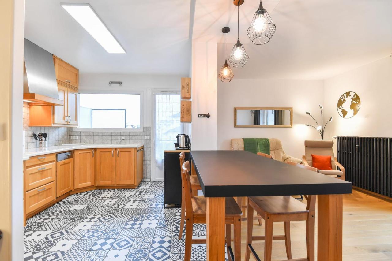 Nice Apartment With Balcony Very Close To The City Center Annecy Exteriér fotografie