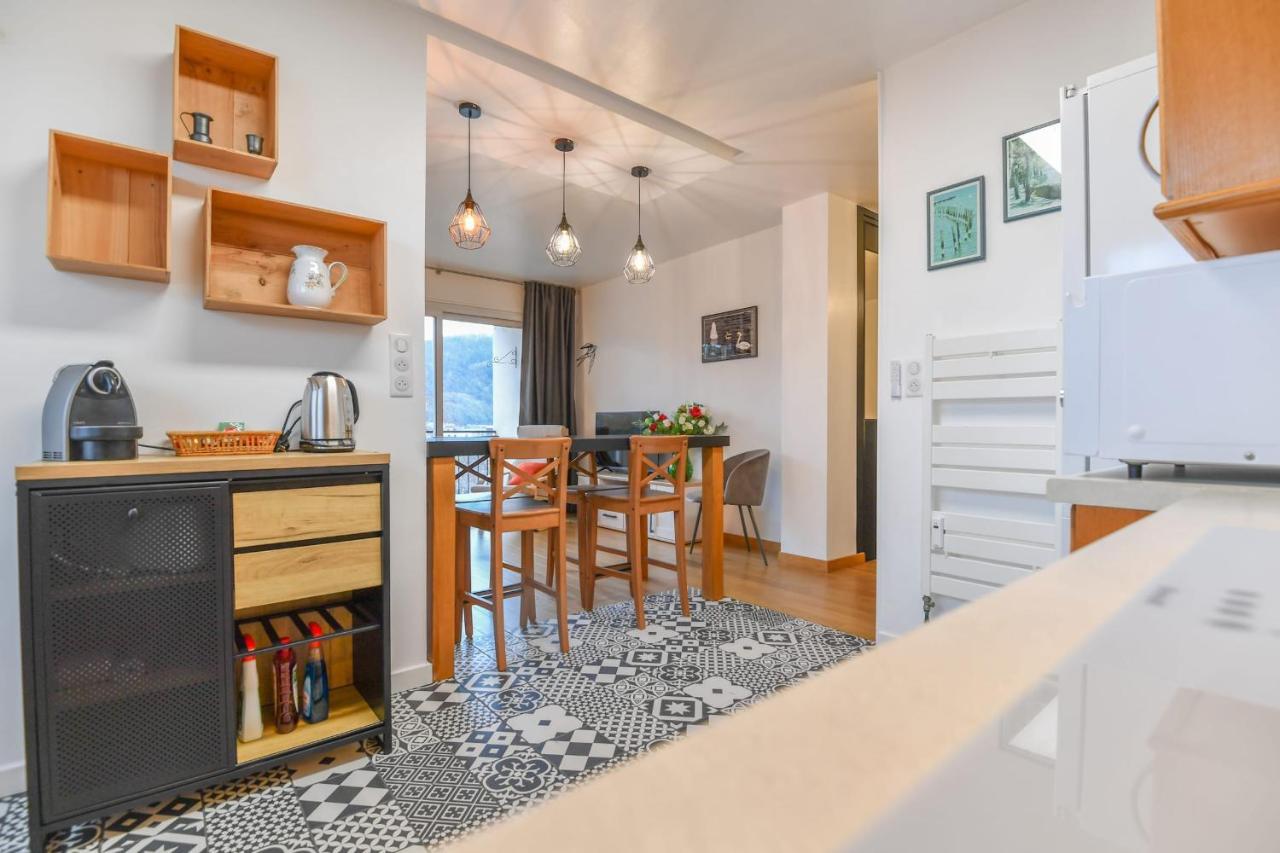 Nice Apartment With Balcony Very Close To The City Center Annecy Exteriér fotografie
