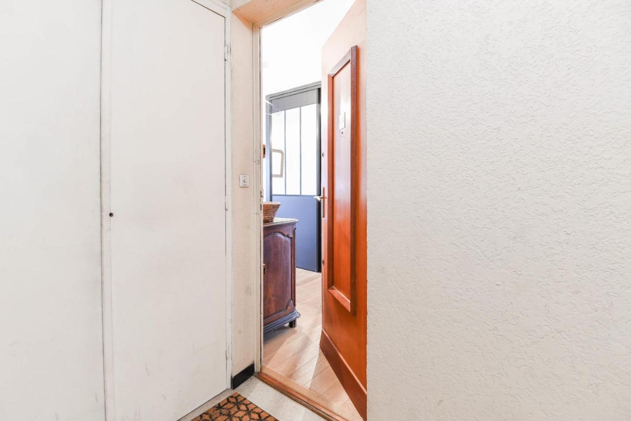 Nice Apartment With Balcony Very Close To The City Center Annecy Exteriér fotografie